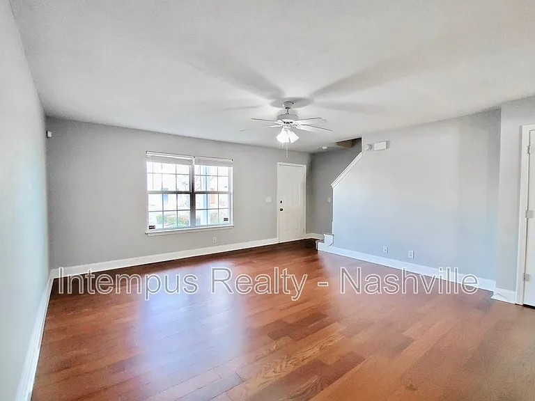 325 Shoshone Pl — Photo 4