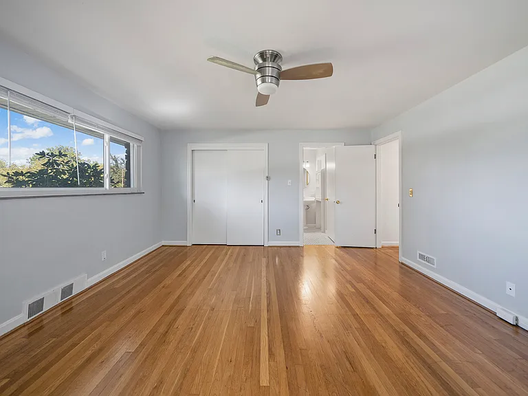 7829 Concord Hills Ln — Photo 18