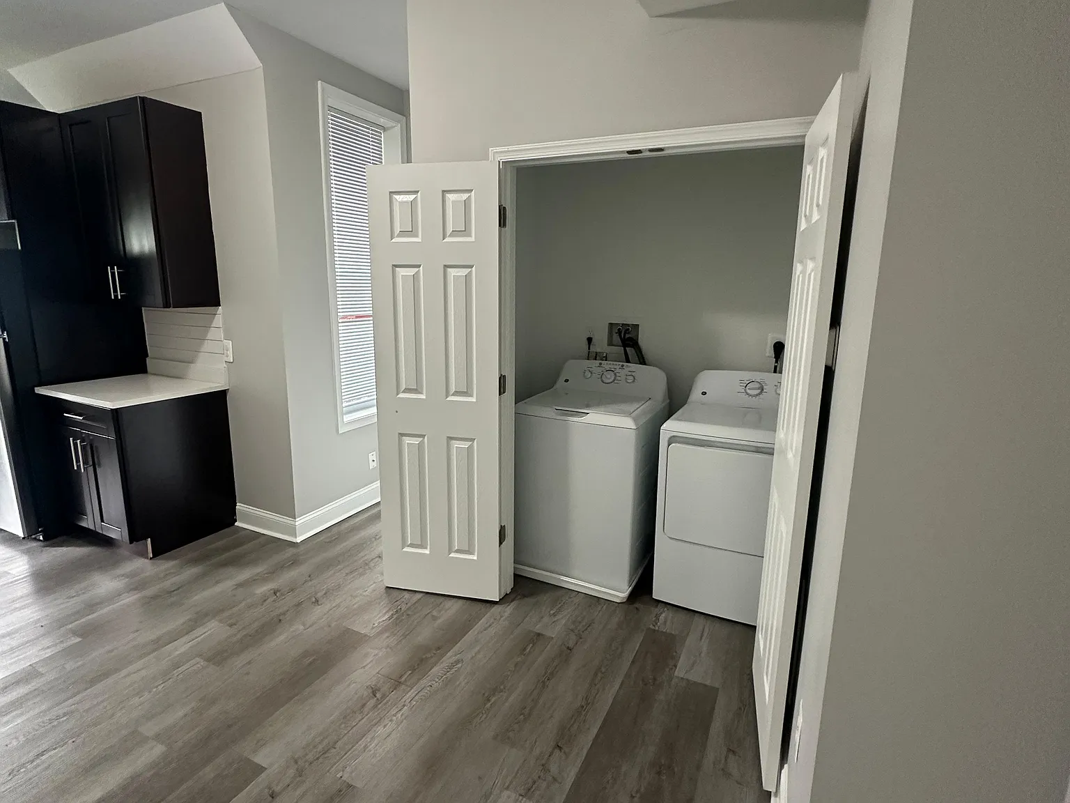 3 bed, 2.0 bath, $2,000 — Photo 3