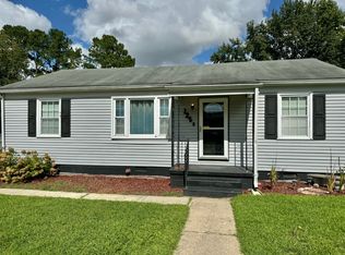125 Green Meadow Dr, Portsmouth, VA 23701