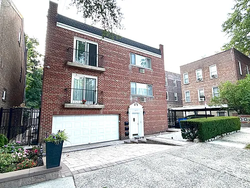6037 Delafield Ave #3 Photo 1