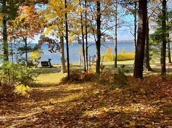 Sunset Dr, Houghton Lake, MI 48629