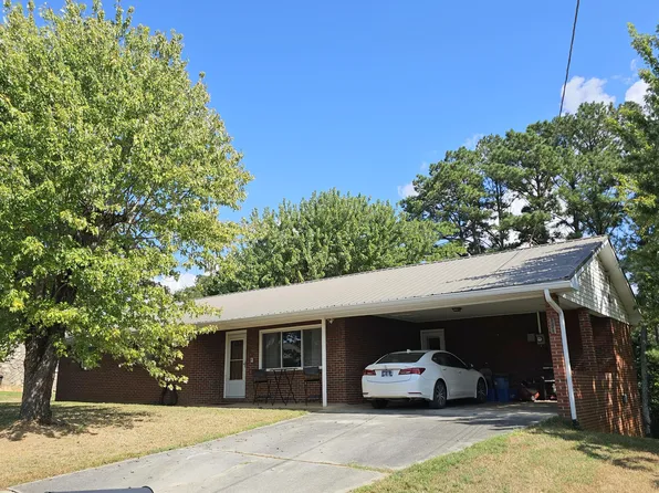 464 Sequoyah Dr, Newport, TN 37821