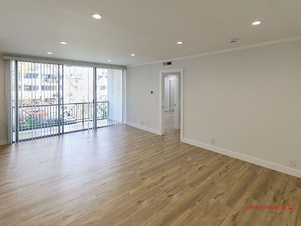 1st image of 324 N Oakhurst Dr APT 208