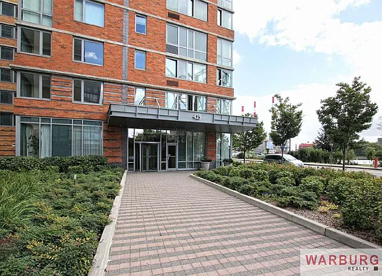 Rented by Warburg | media 18