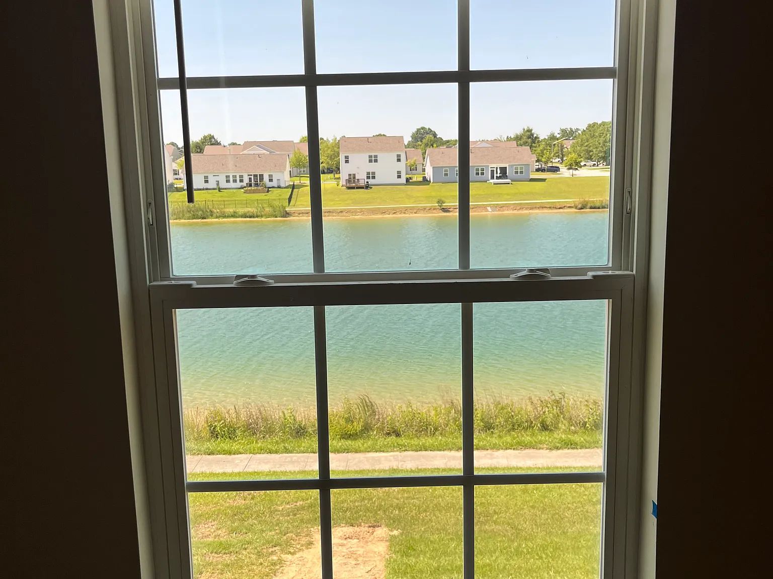 5 bed, 2511 sqft, $900 — Photo 3