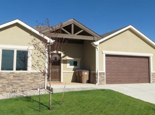 4002 Bobolink Ln, Laramie, WY 82070