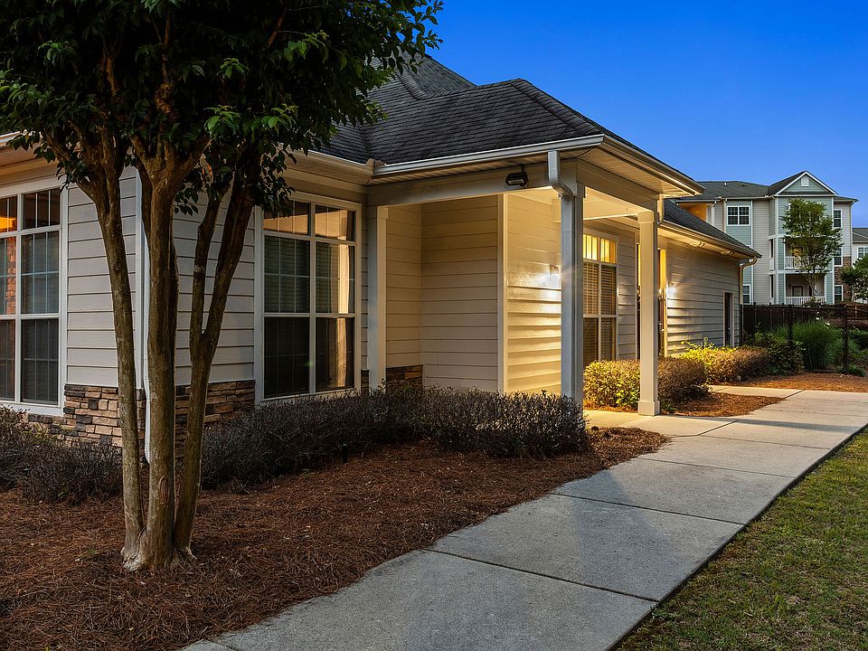 C208660_The_Parke_at_Oakley_DUSK_PATH_02