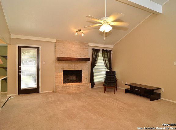 3rd image of 14407 Larkstone Dr
