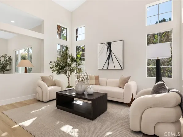 5 Chatri Cir, Foothill Ranch, CA 92610
