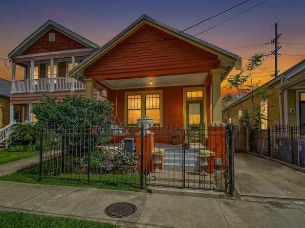 7719 Oak St, New Orleans, LA 70118