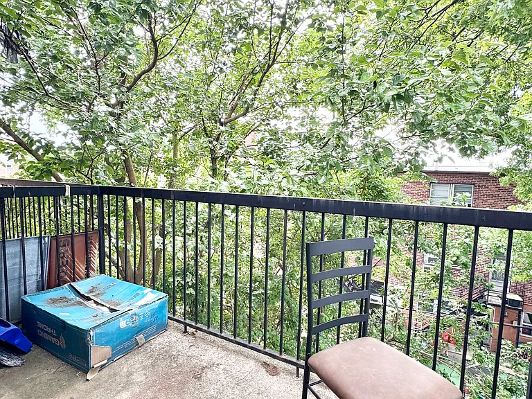4650 Bedford Ave #3 — Photo 11
