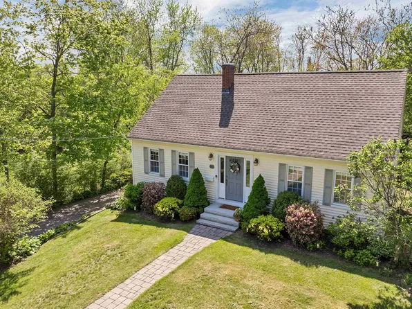 86 Broadway, Pembroke, NH 03275