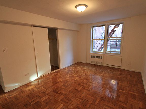 5th image of 14467 41st Ave #124