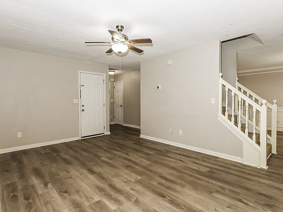 5th image of 729 Wood Bend Ct