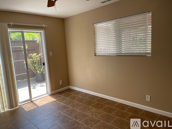 5th image of 24631 Patricia Ct