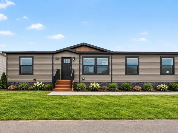 4201 Shalimar Dr, Allendale, MI 49401