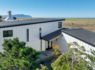 89026 Ocean Dr, Warrenton, OR 97146