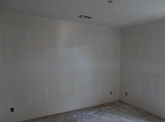 3rd image of 412 Dobbs Ave