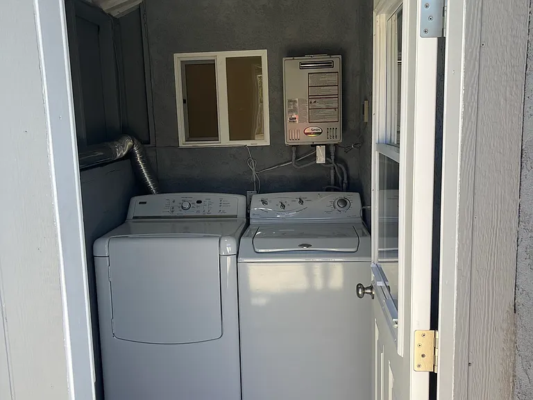 1201 N Niagara St #101 — Photo 9