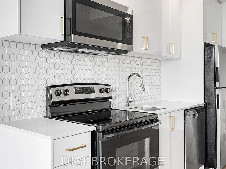 2070 Scott St #1107 — Photo 15