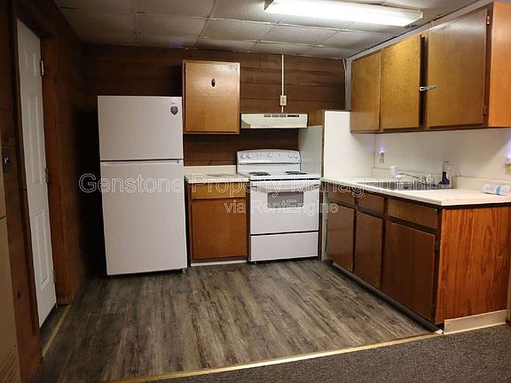 5th image of 13 West St Unit 1A