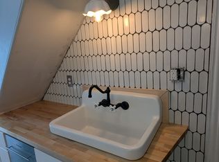 56 Rackleff St APT 3, Portland, ME 04103