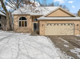 1483 105th Ave NW, Coon Rapids, MN 55433