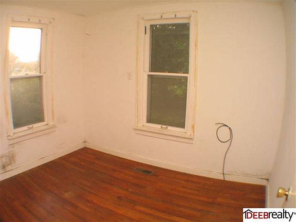 4th image of 1315 Rock Bluff Ave