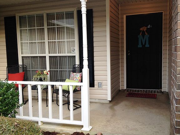 2nd image of 1609 Kensington Dr