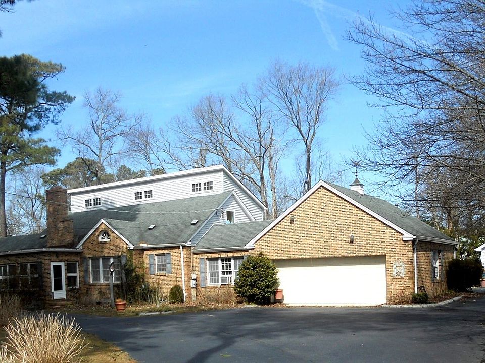 Maintenance-Free Brick Exterior!
