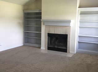 23 Mary Carter Ln, Ray City, GA 31645