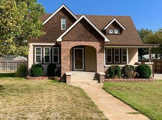 329 W Long St, Dighton, KS 67839
