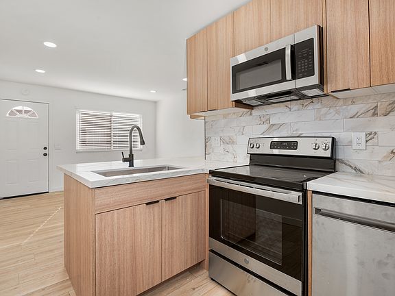 3rd image of 3960 Idaho St APT 6