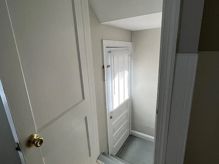 332 Shawnee Ave — Photo 10