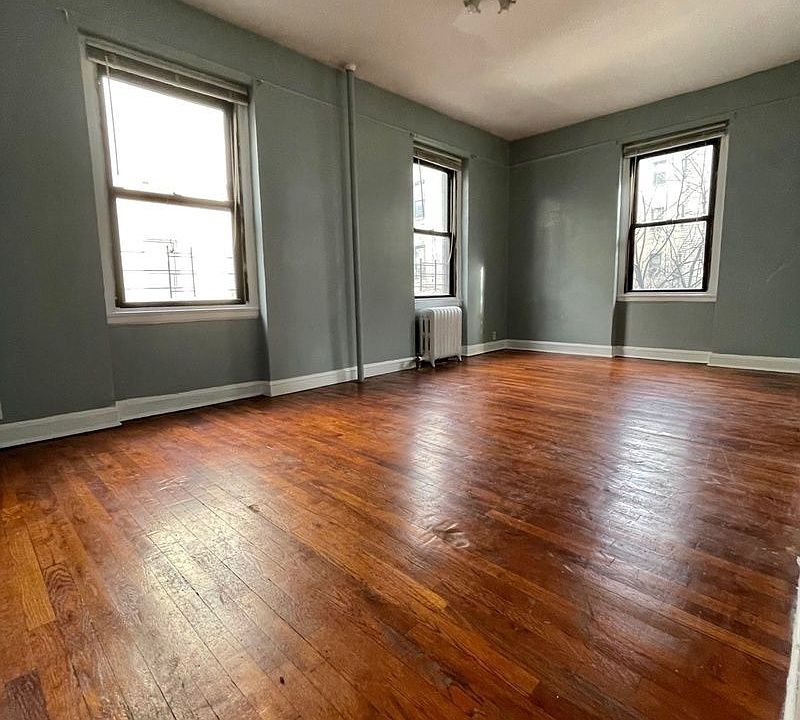 1st image of 21-15 33rd St #H3