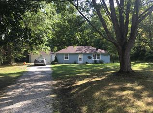 832 Renninger Rd, Akron, OH 44319