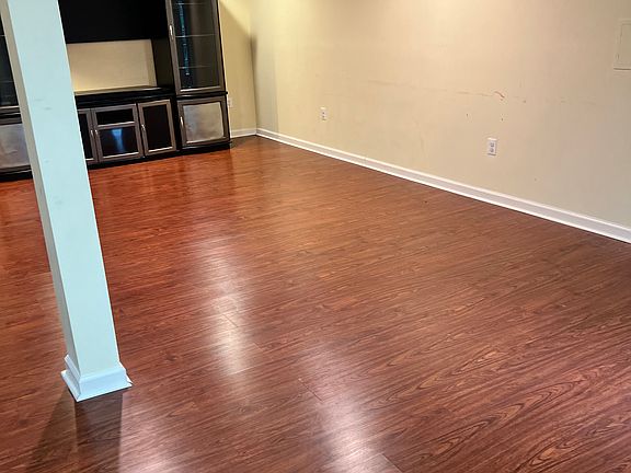 5th image of 16718 Tintagel Ct