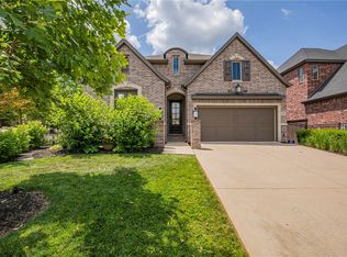 1353 E Charlee St, Fayetteville, AR 72703