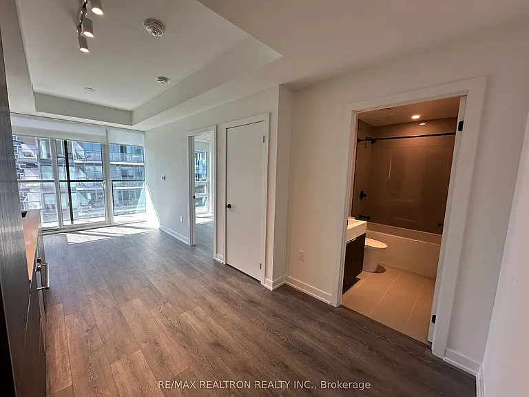 127 Broadway Ave #2805 — Photo 7