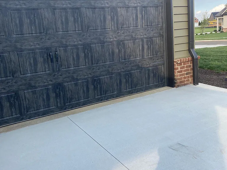 106 Christine Ct — Photo 3