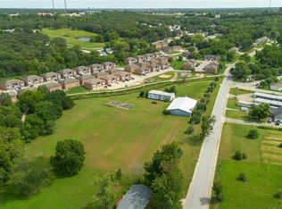 2400 Vichy Rd, Rolla, MO 65401