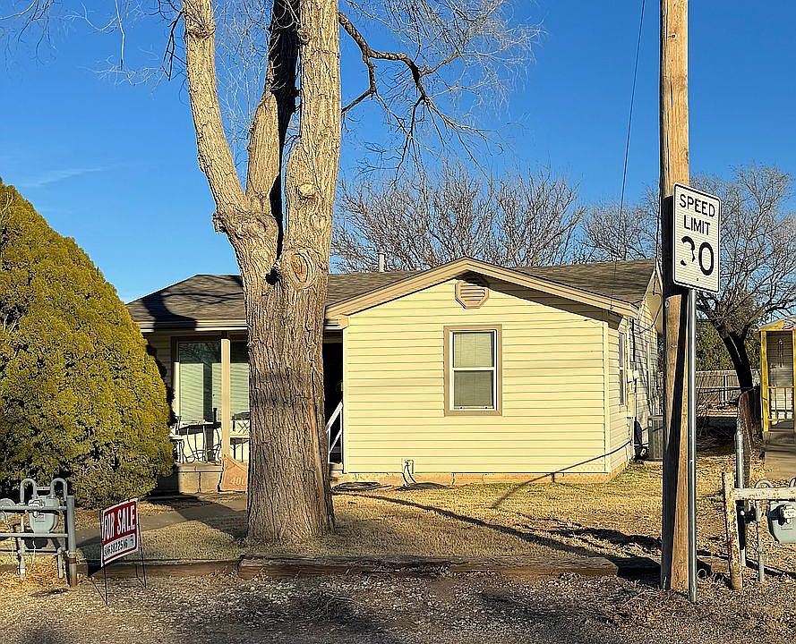 1st image of 4005 Hilltop Dr