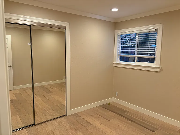 3225 Lake Arrowhead Ave — Photo 9