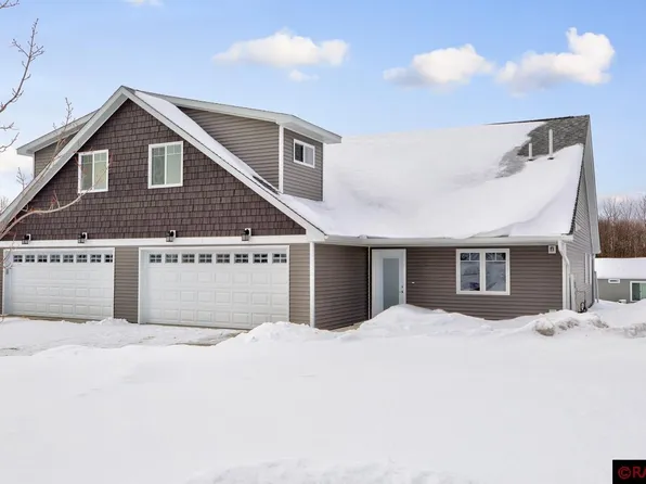 501 Graphton Ct, Lake Crystal, MN 56055
