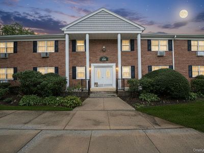 336 Lakeland Avenue #5D, Sayville, NY, 11782