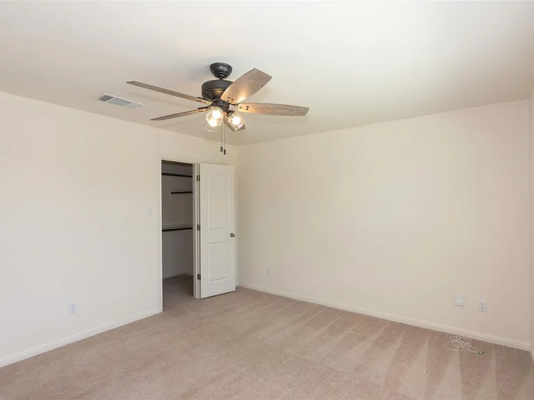 1732 Lakota Ln — Photo 25