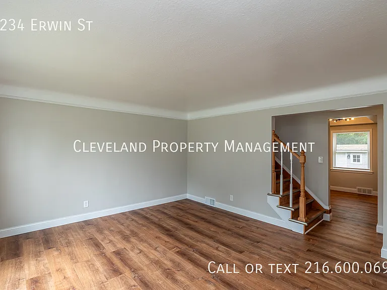 5234 Erwin St — Photo 2