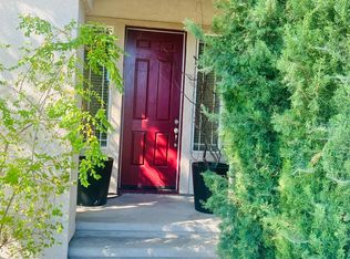 1907 Delafield Way, Sacramento, CA 95835