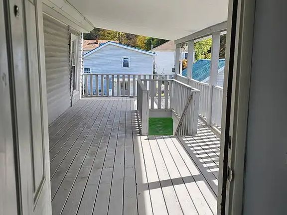 3rd image of 464 Main St #2